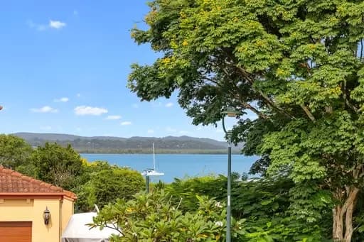 Redland Bay, Redland Bay - Image 1