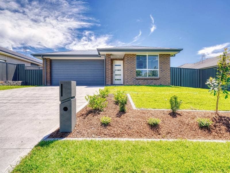 180 Denton Park Drive, Aberglasslyn, Aberglasslyn - Image 1