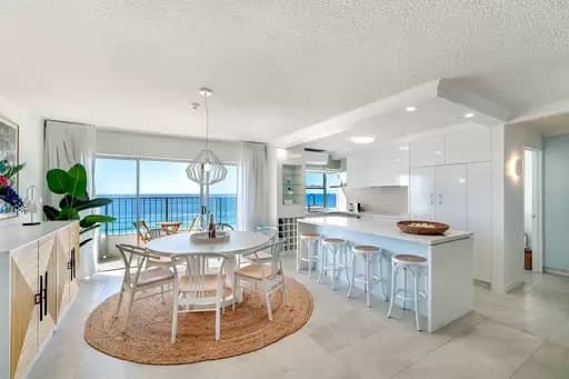 Surfers Paradise, Surfers Paradise - Thumbnail 2