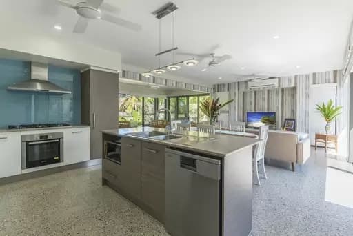 Port Douglas, Craiglie - Thumbnail 4