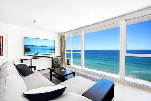 Main Beach, Main Beach - Thumbnail 2