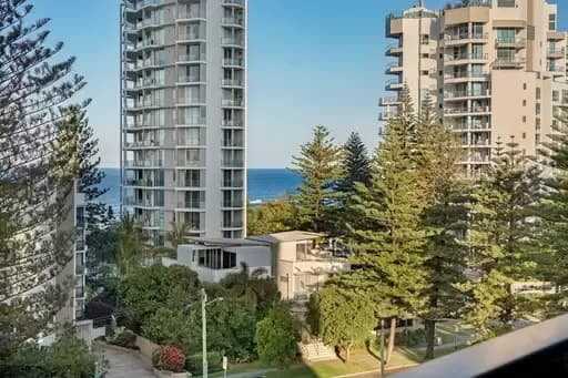 Broadbeach, Broadbeach - Image 1