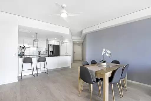 Broadbeach, Broadbeach - Thumbnail 5