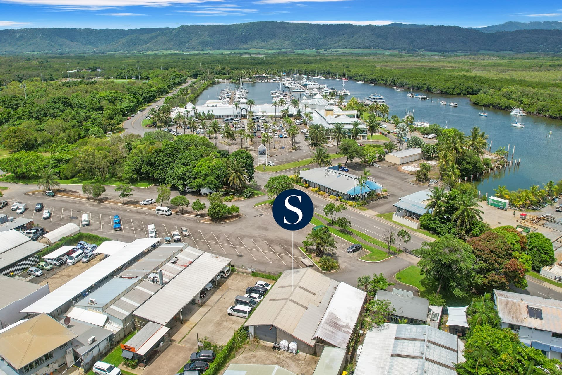 Port Douglas, Port Douglas - Thumbnail 8