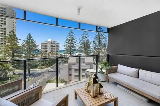Broadbeach, Broadbeach - Thumbnail 2