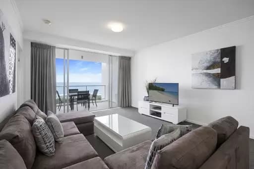 Broadbeach, Broadbeach - Thumbnail 4