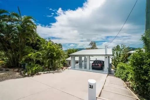 Airlie Beach, Airlie Beach - Thumbnail 3