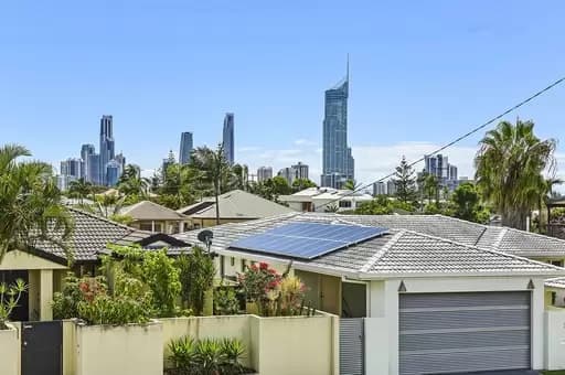 Broadbeach Waters, Broadbeach Waters - Thumbnail 2