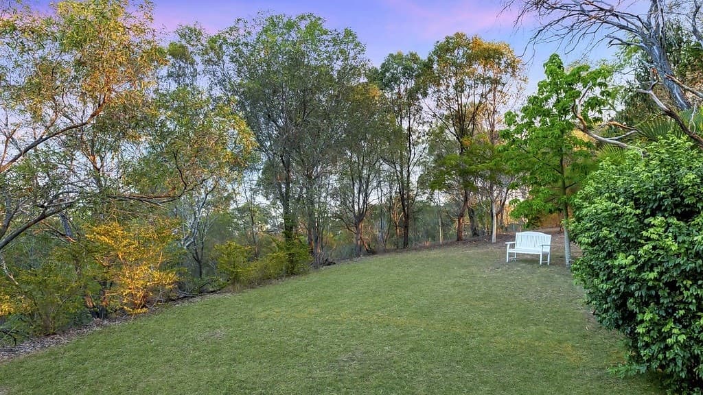 Closeburn, Closeburn - Image 1