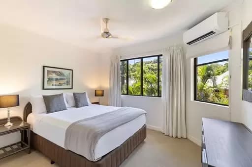 Port Douglas, Port Douglas - Thumbnail 3