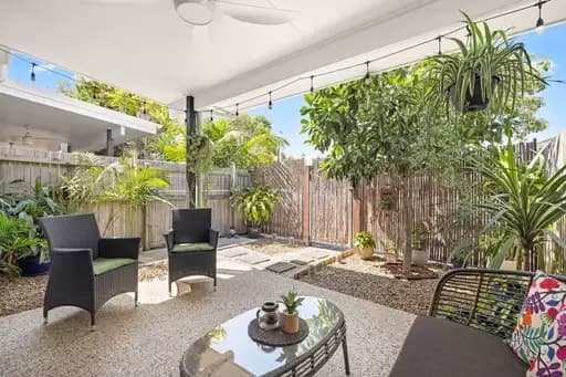Mountain Creek, Mountain Creek - Image 1