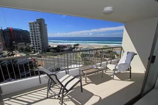 Main Beach, Main Beach - Image 1