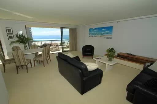 Main Beach, Main Beach - Thumbnail 3