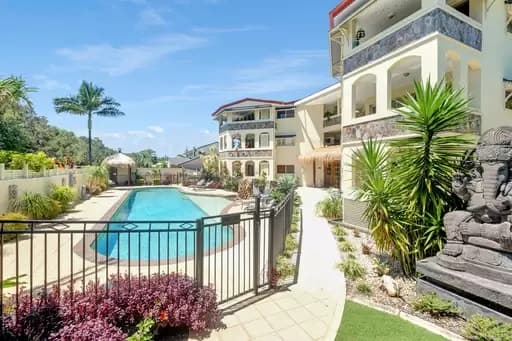 Mount Coolum, Mount Coolum - Image 1