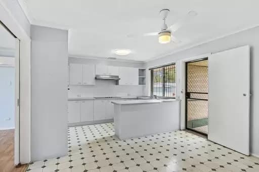 Capalaba, Capalaba - Thumbnail 4