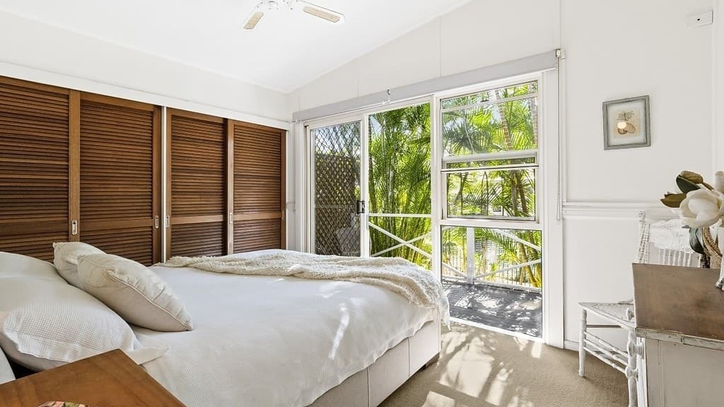Bundall, Bundall - Image 1