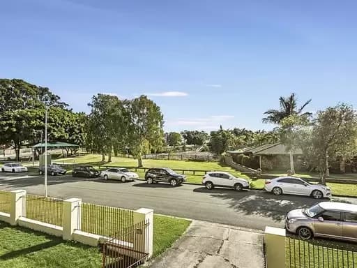 Bundall, Bundall - Thumbnail 4