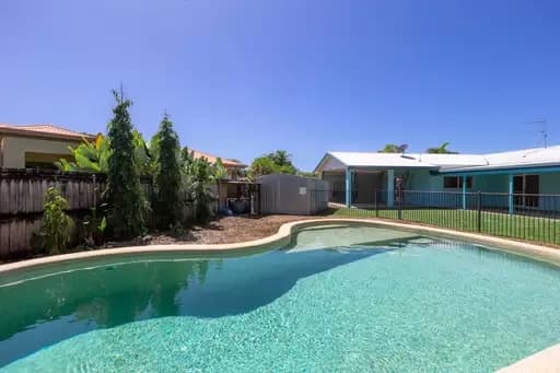 Port Douglas, Craiglie - Image 1