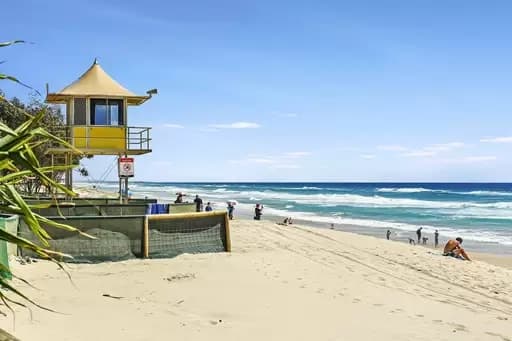Main Beach, Main Beach - Thumbnail 2