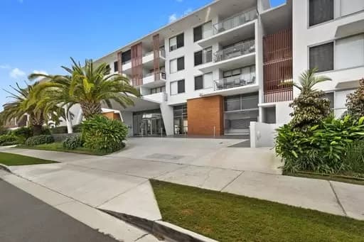Surfers Paradise, Surfers Paradise - Thumbnail 3