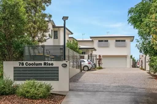 Mount Coolum, Mount Coolum - Image 1