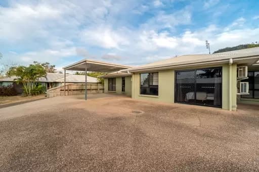 Cannonvale, Cannonvale - Image 1