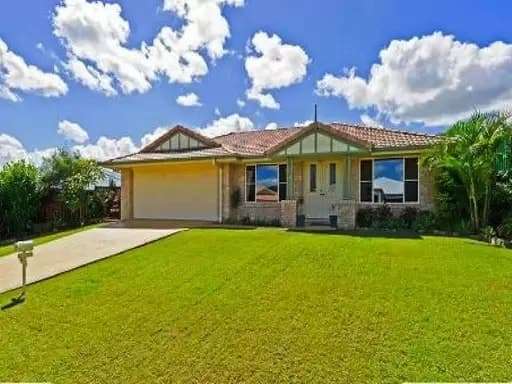 Oxenford, Oxenford - Image 1