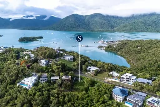 Shute Harbour, Shute Harbour - Thumbnail 4