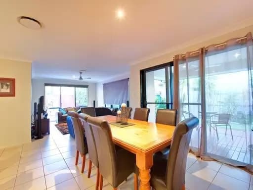 Helensvale, Helensvale - Thumbnail 2