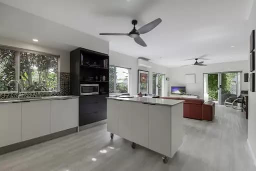 Port Douglas, Port Douglas - Thumbnail 3