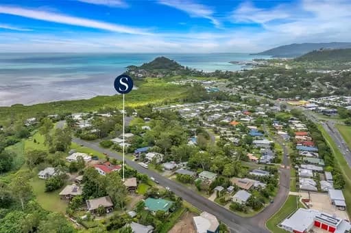 Cannonvale, Cannonvale - Image 1