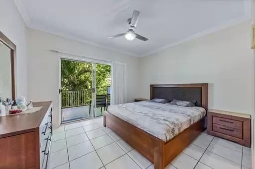 Cannonvale, Cannonvale - Image 1