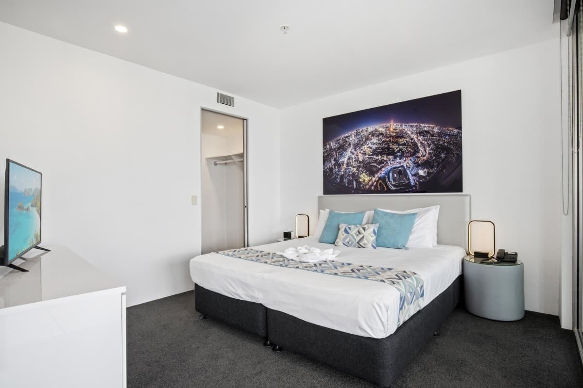 Surfers Paradise, Surfers Paradise - Thumbnail 4