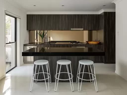 Robina, Robina - Image 1