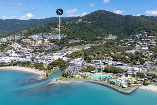 Airlie Beach, Airlie Beach - Thumbnail 2