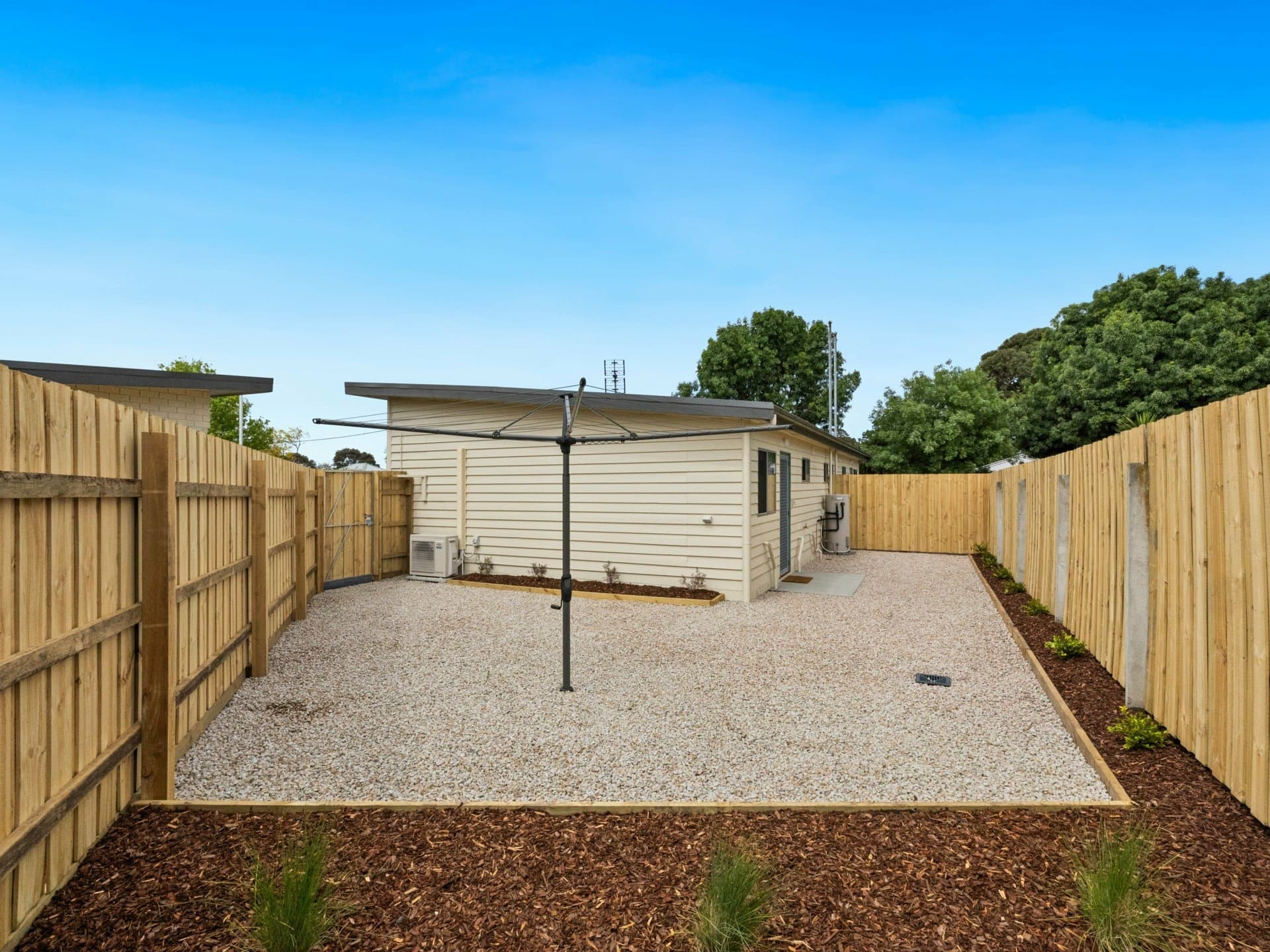 Unit 4/4 Grosvenor Court, Bairnsdale, Bairnsdale - Image 1