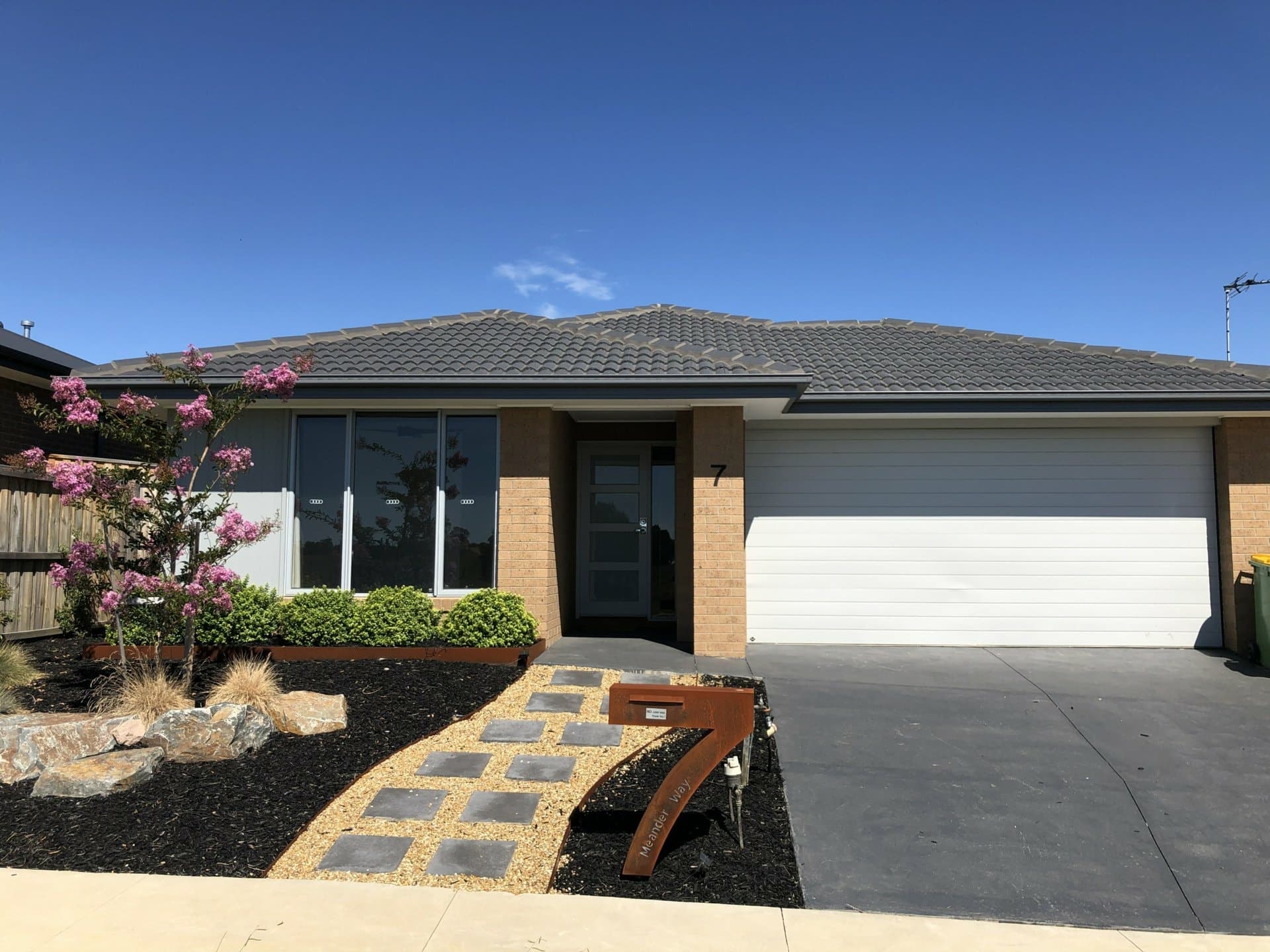7 Meander Way, Bairnsdale, Bairnsdale - Thumbnail 2