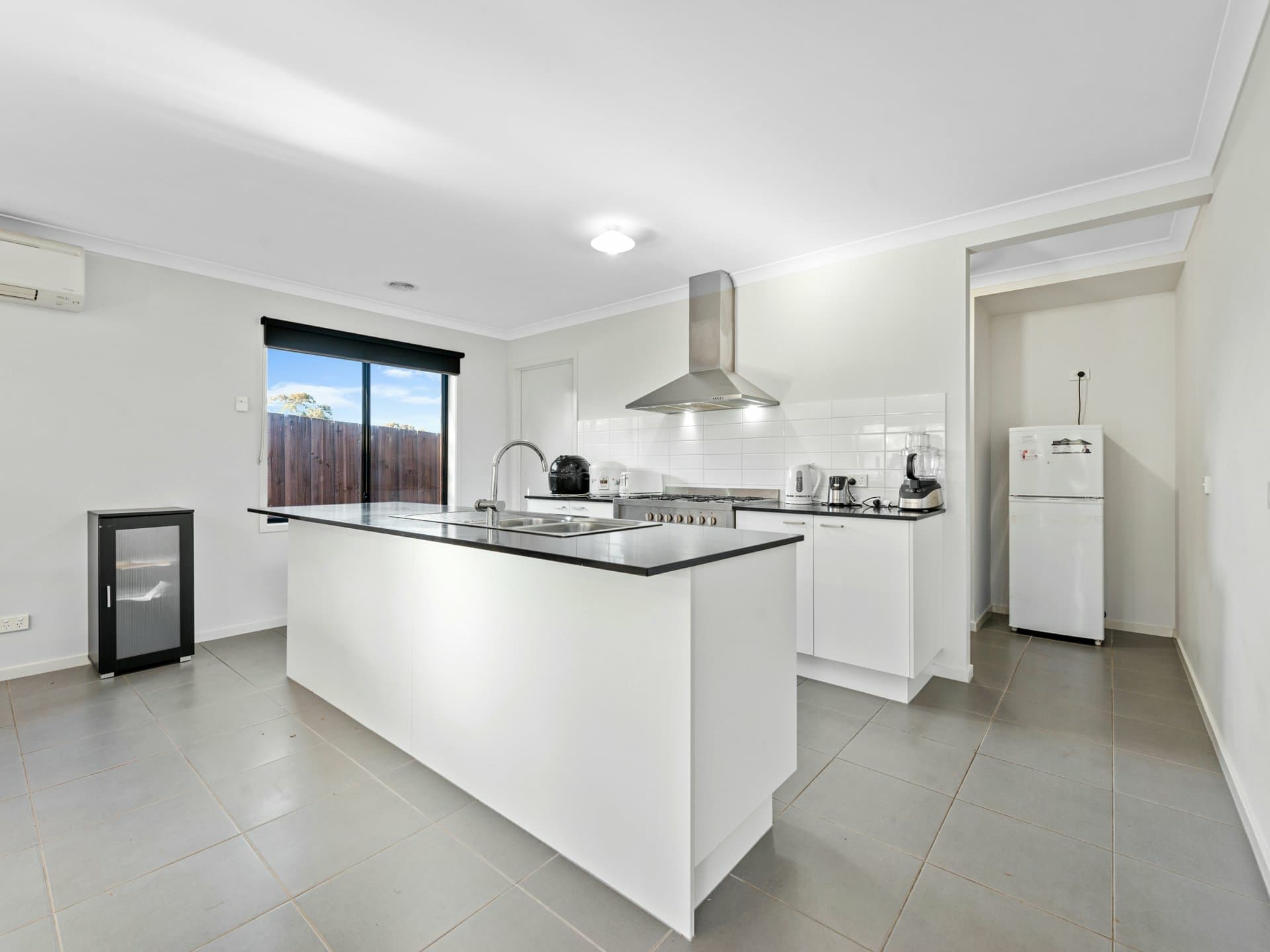 18 B Kollmorgen Place, Bairnsdale, Bairnsdale - Thumbnail 3