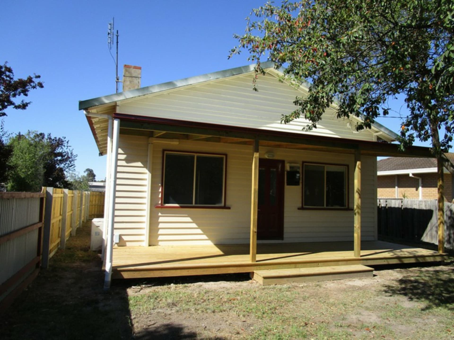 85 Moroney Street, Bairnsdale, Bairnsdale - Thumbnail 2