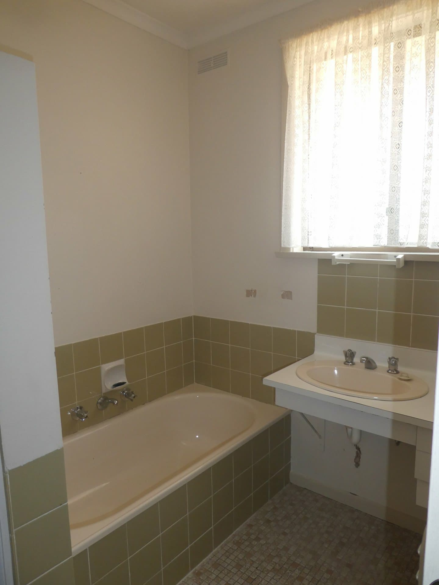 Unit 2/194 Nicholson Street, Bairnsdale, Bairnsdale - Thumbnail 3