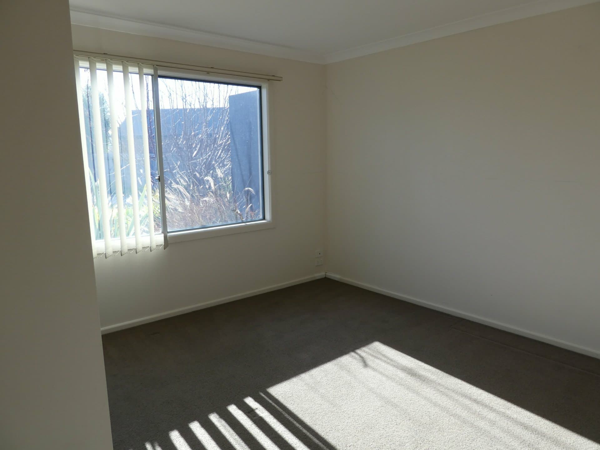 11B Barton Place, Bairnsdale, Bairnsdale - Thumbnail 3