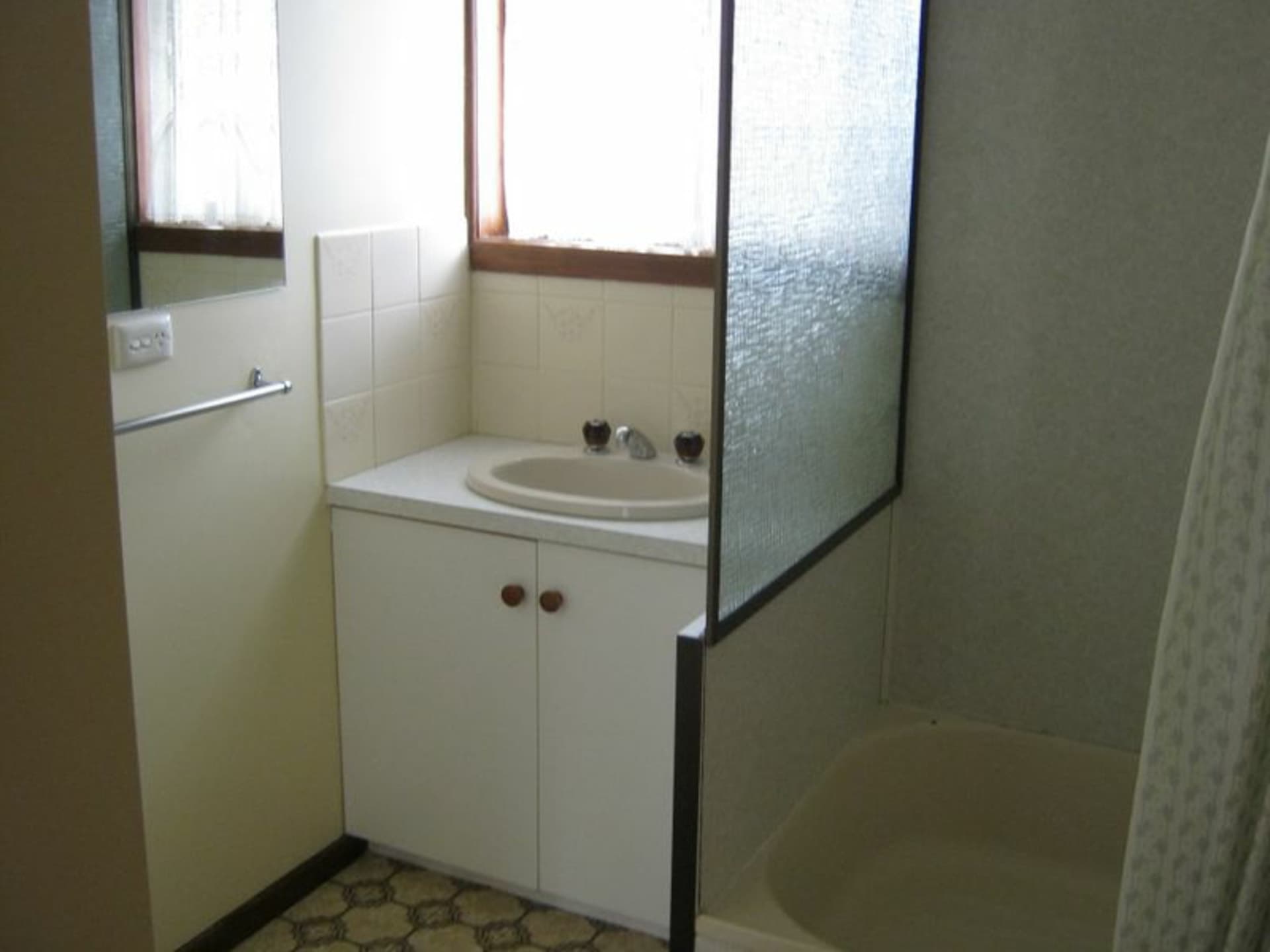 Unit 4/9-11 Garden Ave, Bairnsdale, Bairnsdale - Thumbnail 2