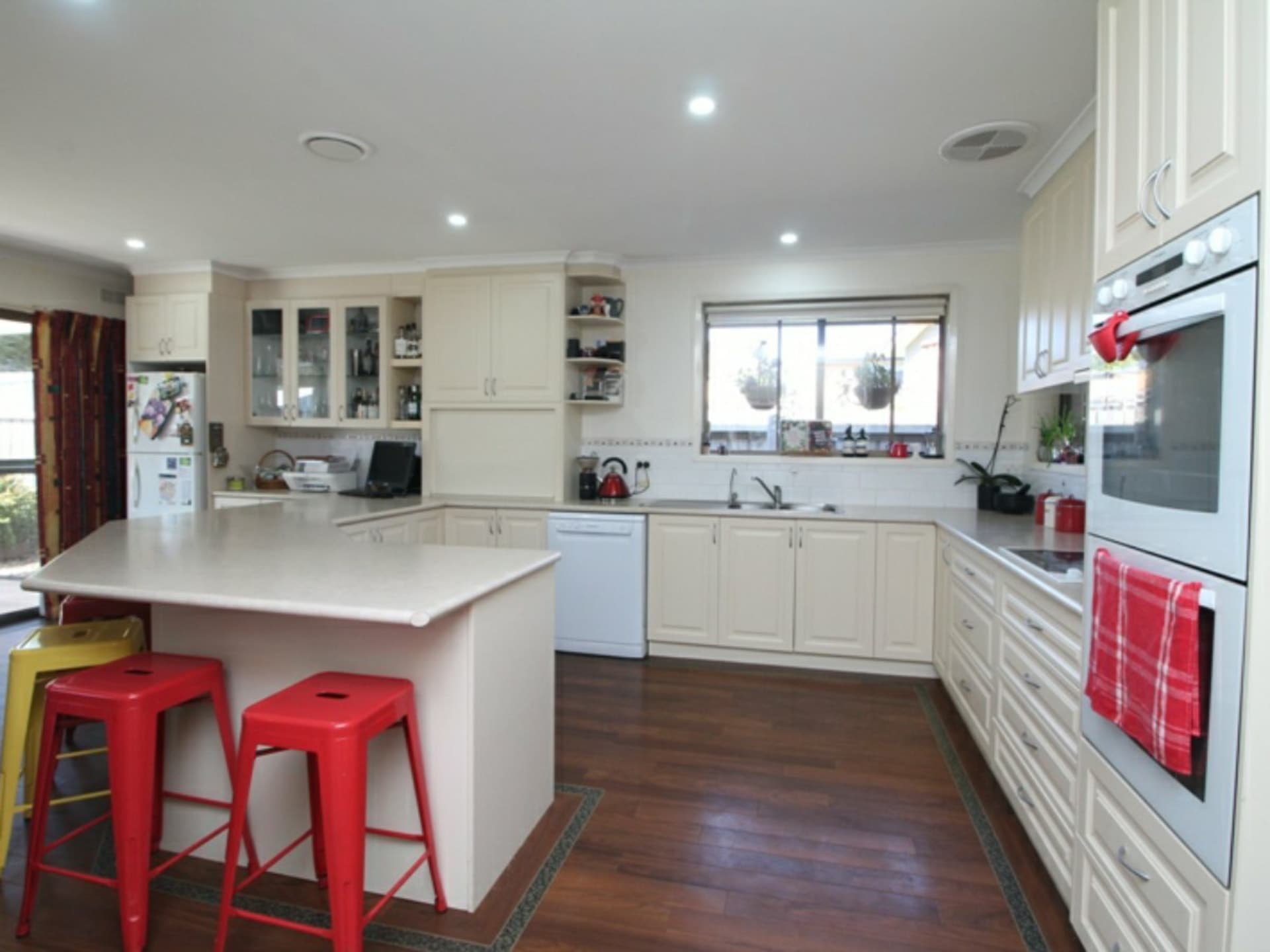 65 Ballantine Street, Bairnsdale, Bairnsdale - Thumbnail 3