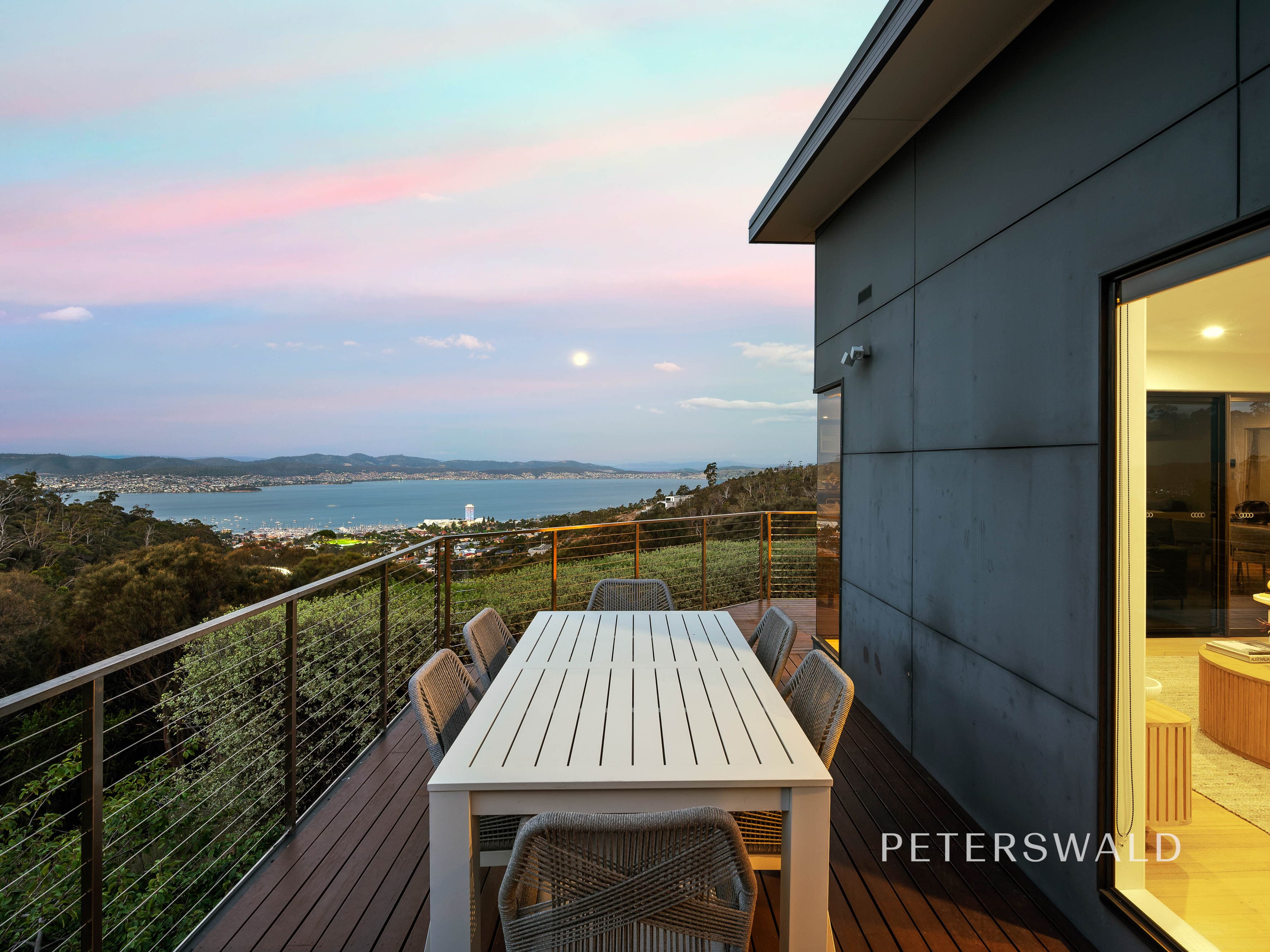 81 Hillcrest Road, Tolmans Hill TAS 7007, Tolmans Hill - Thumbnail 3