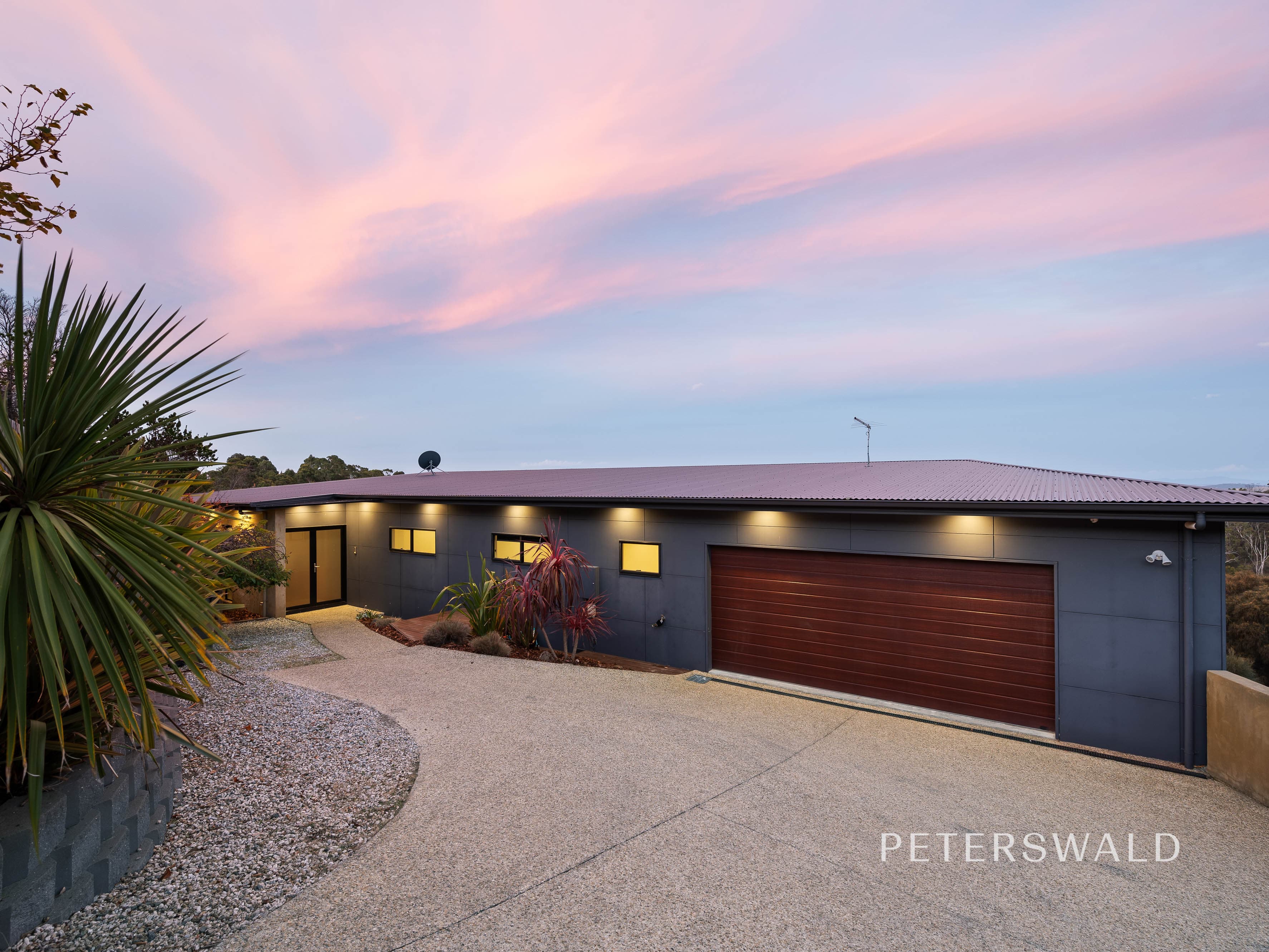 81 Hillcrest Road, Tolmans Hill TAS 7007, Tolmans Hill - Thumbnail 6