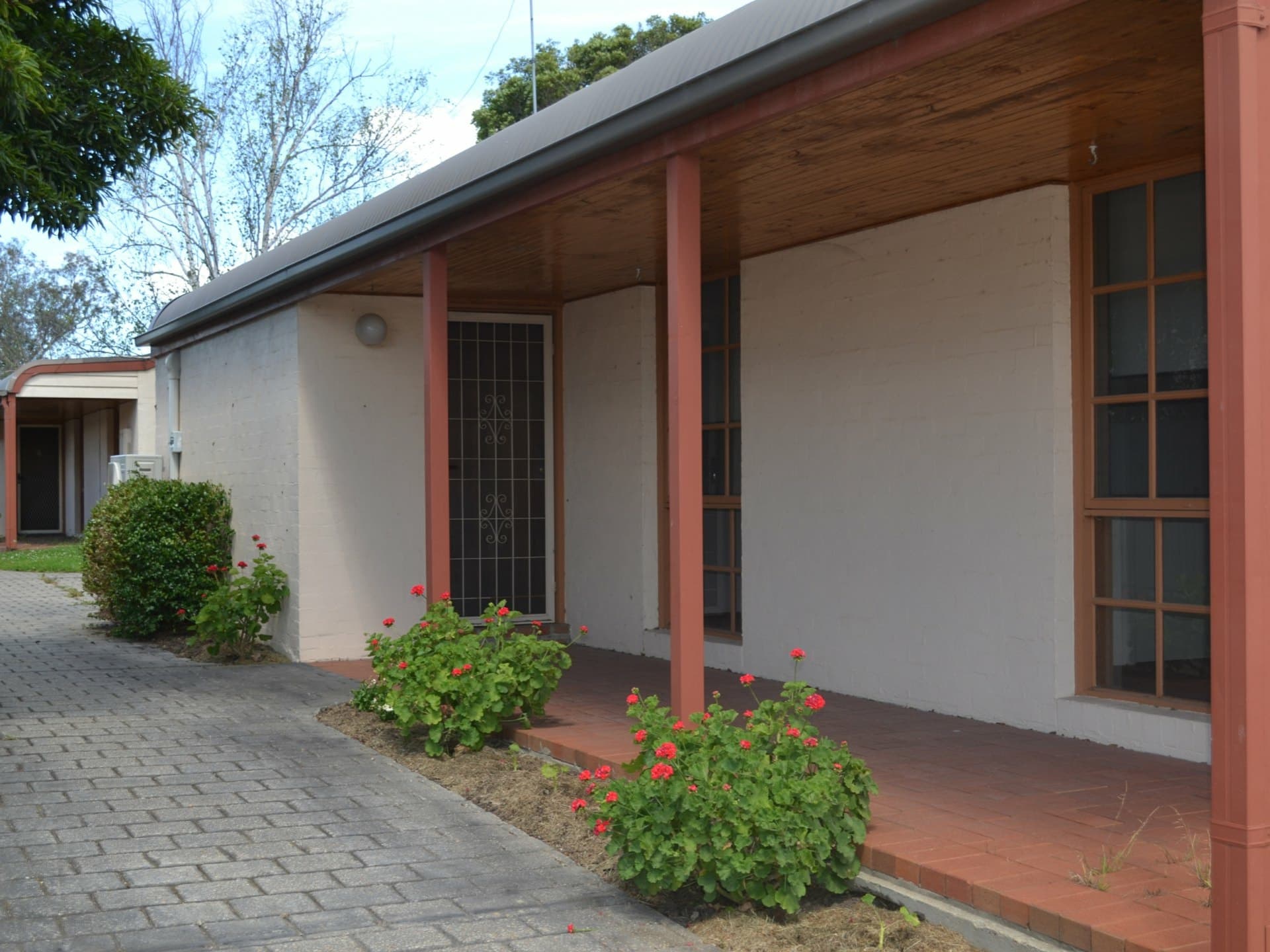 Unit 1/25  Robb Street, Bairnsdale, Bairnsdale - Thumbnail 2