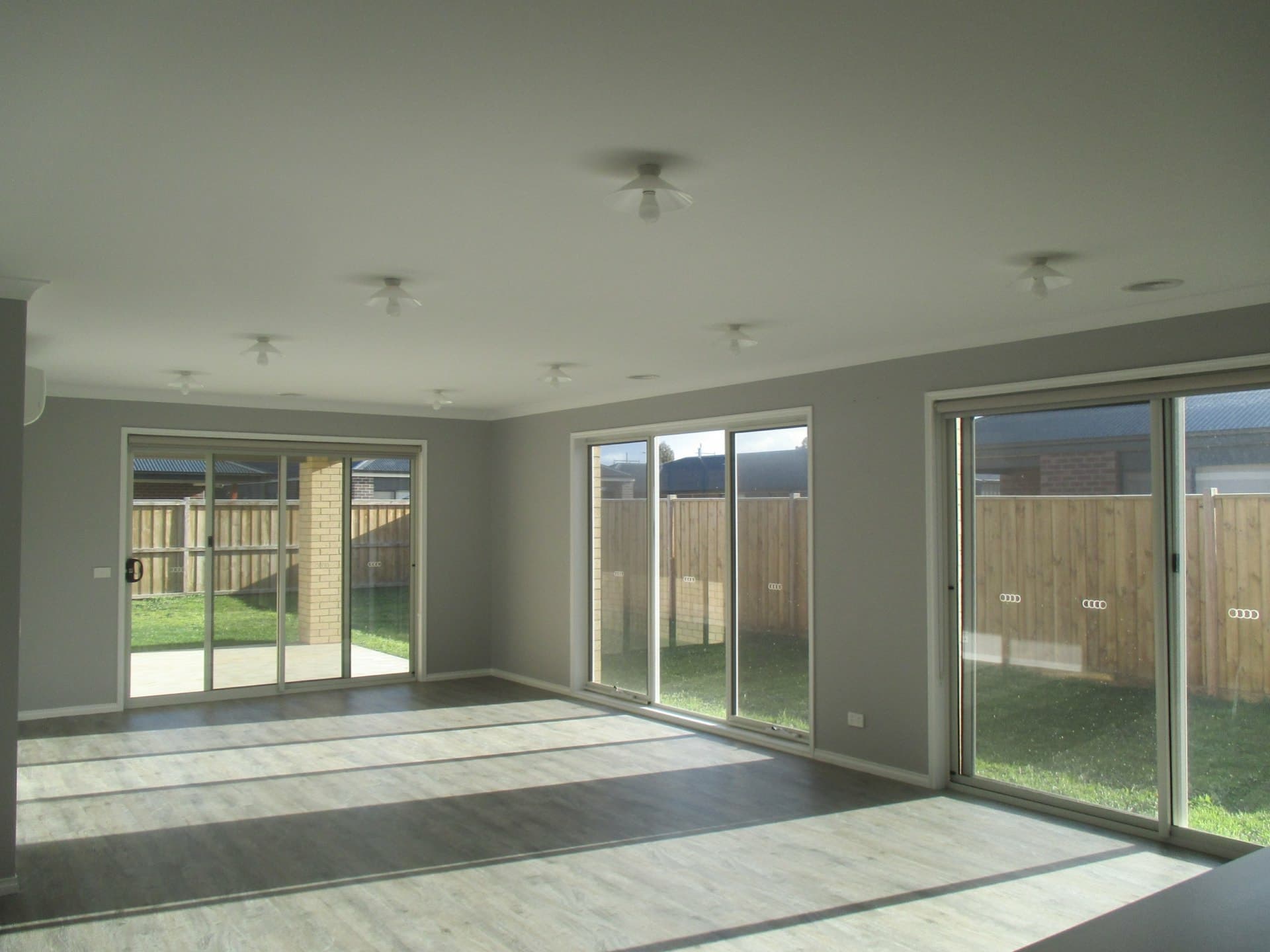 25 Brolga Street, Bairnsdale, Bairnsdale - Thumbnail 3