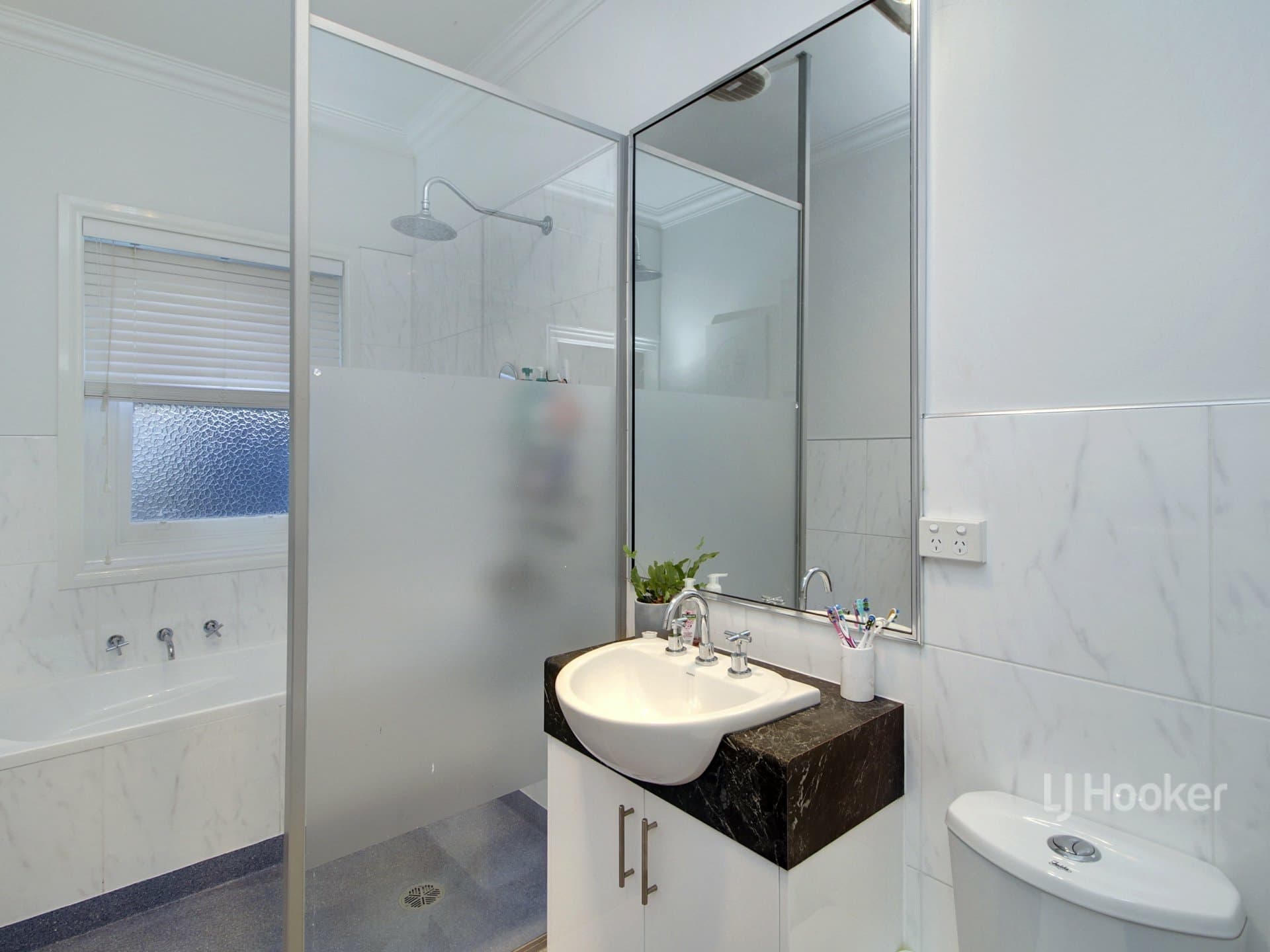74 Francis Street, Bairnsdale, Bairnsdale - Thumbnail 4