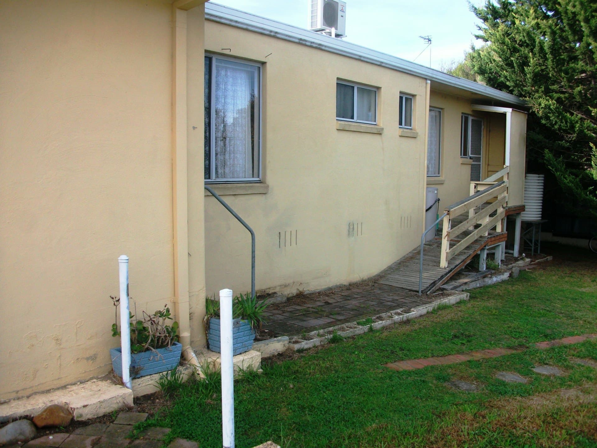 15 Harnham Drive, Bairnsdale, Bairnsdale - Image 1