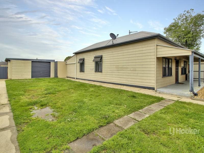 13 Swan Street, Bairnsdale, Bairnsdale - Thumbnail 3